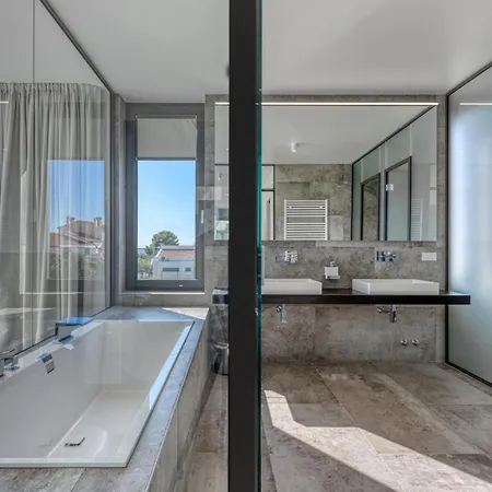A In For 8 2 Persons With Infinity Pool Only 100 Meters From The Sea *